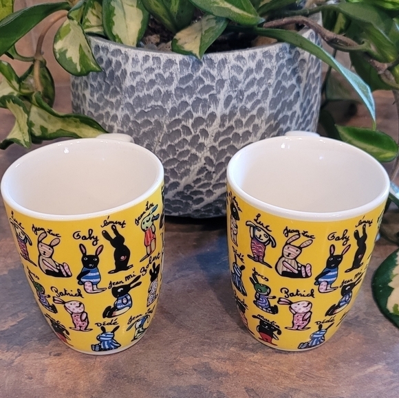 ADORABLE Petite Mugs, Unique Rabbit Pattern - Picture 4 of 11